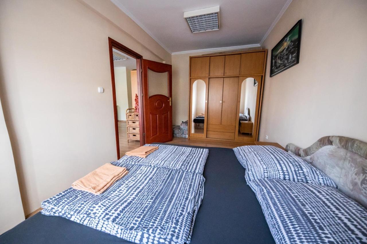 Elit Apartman Apartment Debreţin Exterior foto